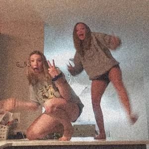 Meet your Posher, Lily